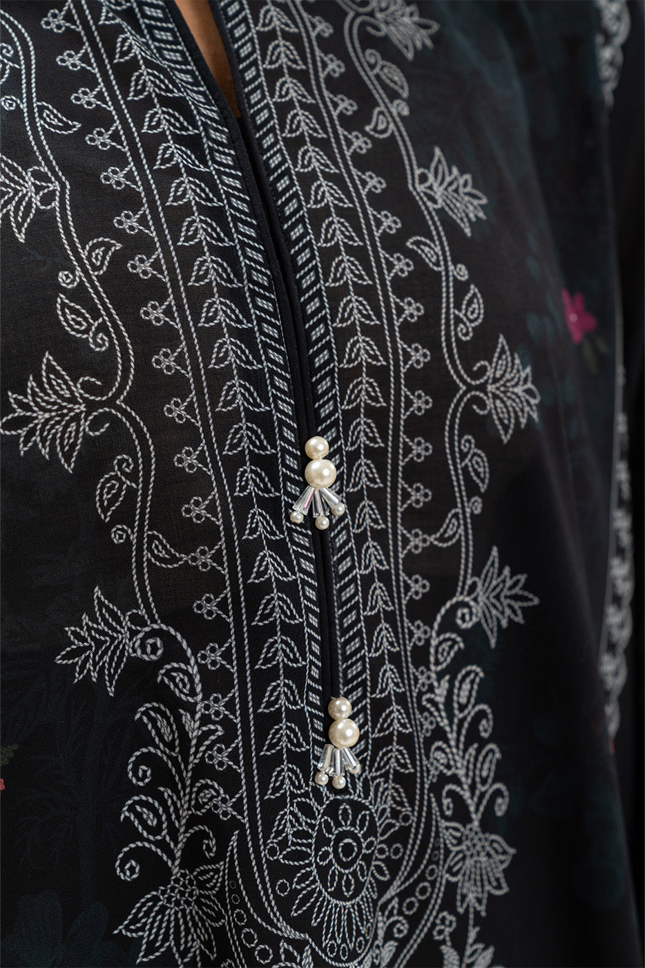 3 PIECE PRINTED LAWN SUIT-MIDNIGHT BLOOM (UNSTITCHED)