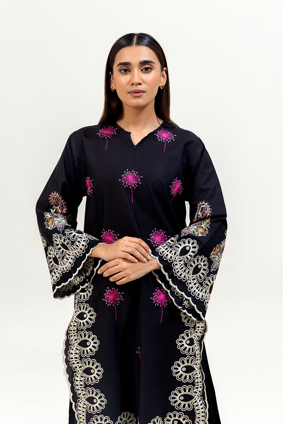 2 PIECE EMBROIDERED CAMBRIC SUIT (PRET)