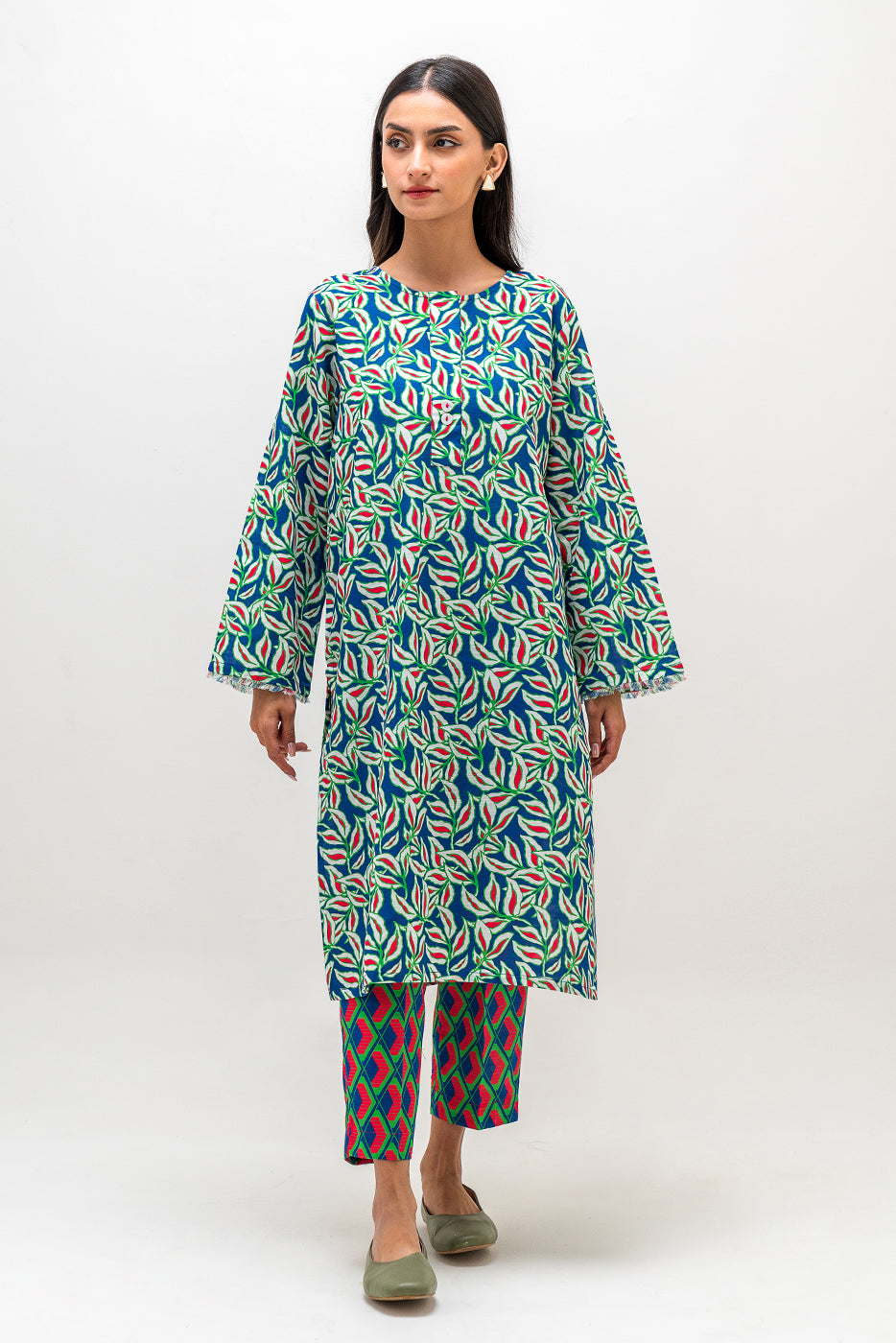 2 PIECE PRINTED KHADDAR SUIT (PRET)