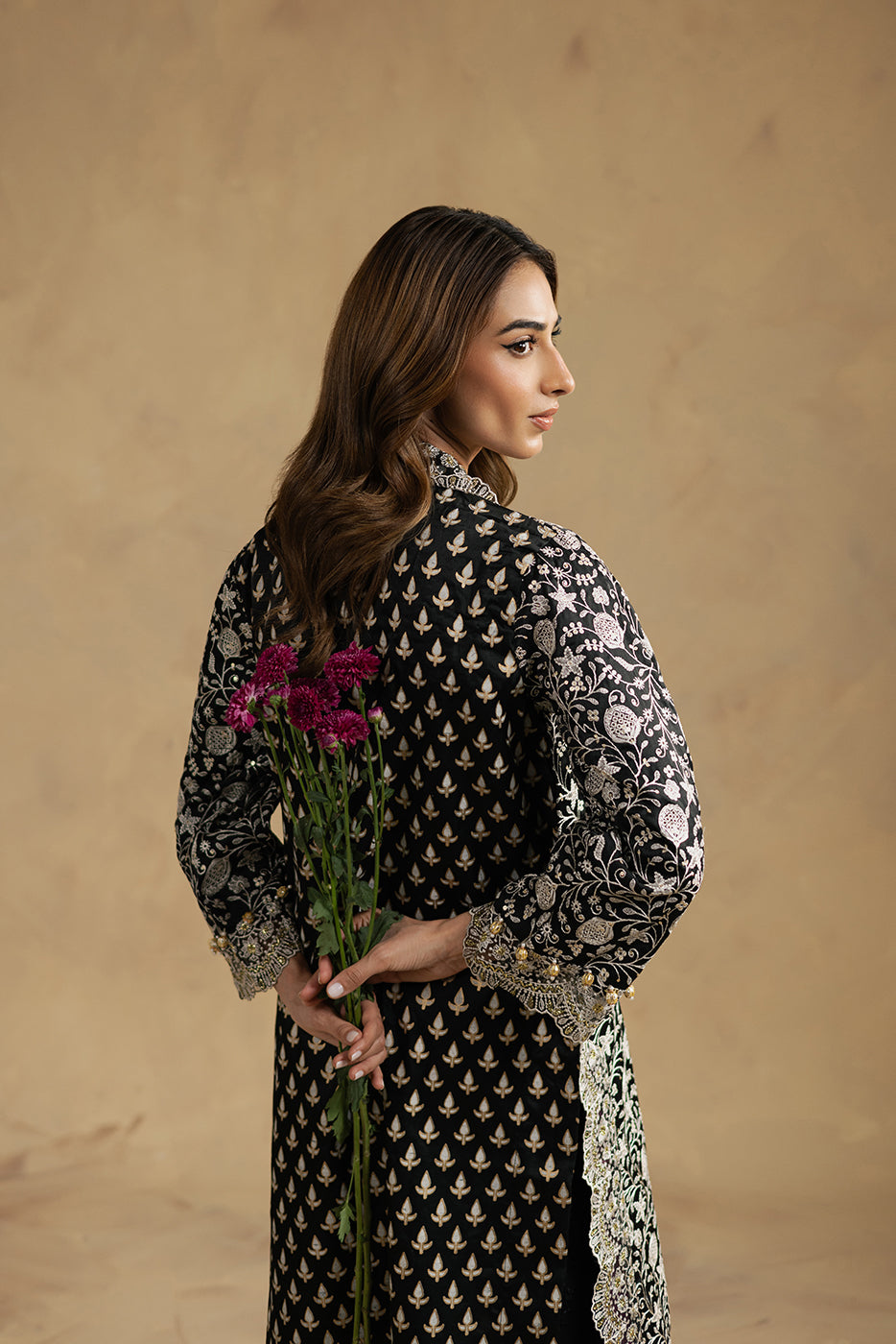 EMBROIDERED SILK SHIRT (LUXURY-PRET)