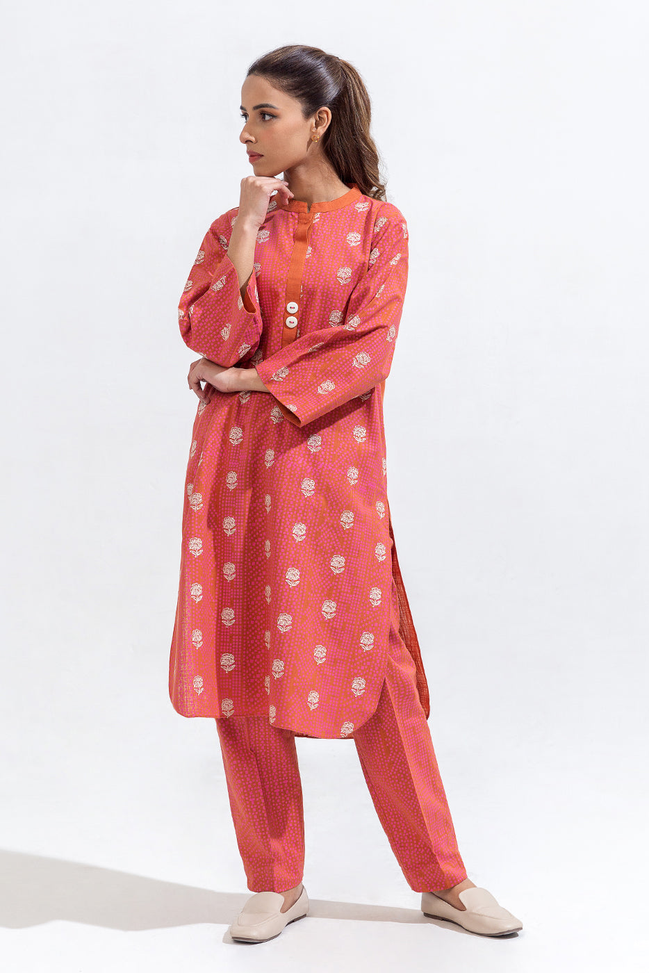 2 PIECE EMBROIDERED SLUB SUIT (PRET)