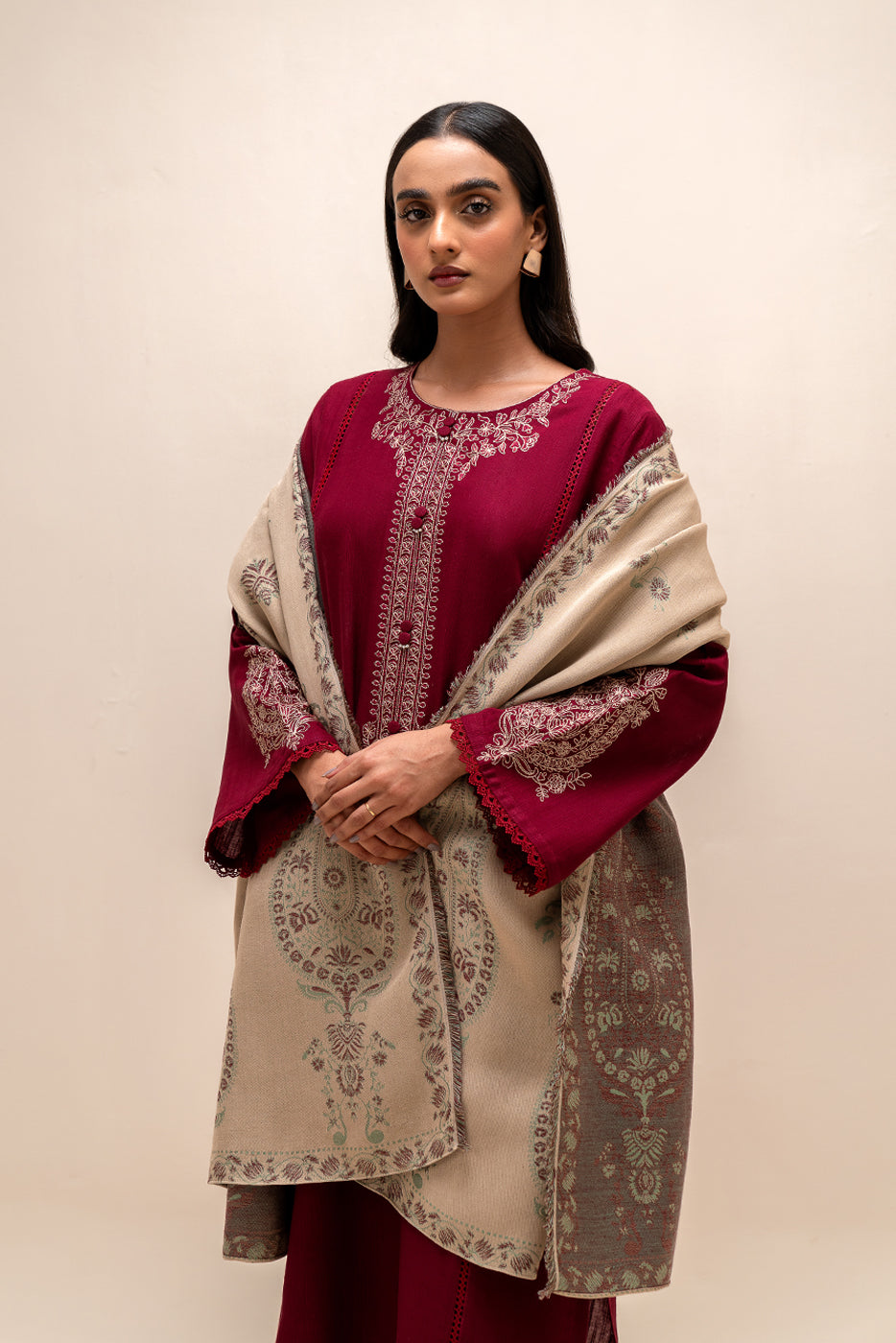 3 PIECE EMBROIDERED KHADDAR SUIT-BURGANDY AURA (UNSTITCHED)