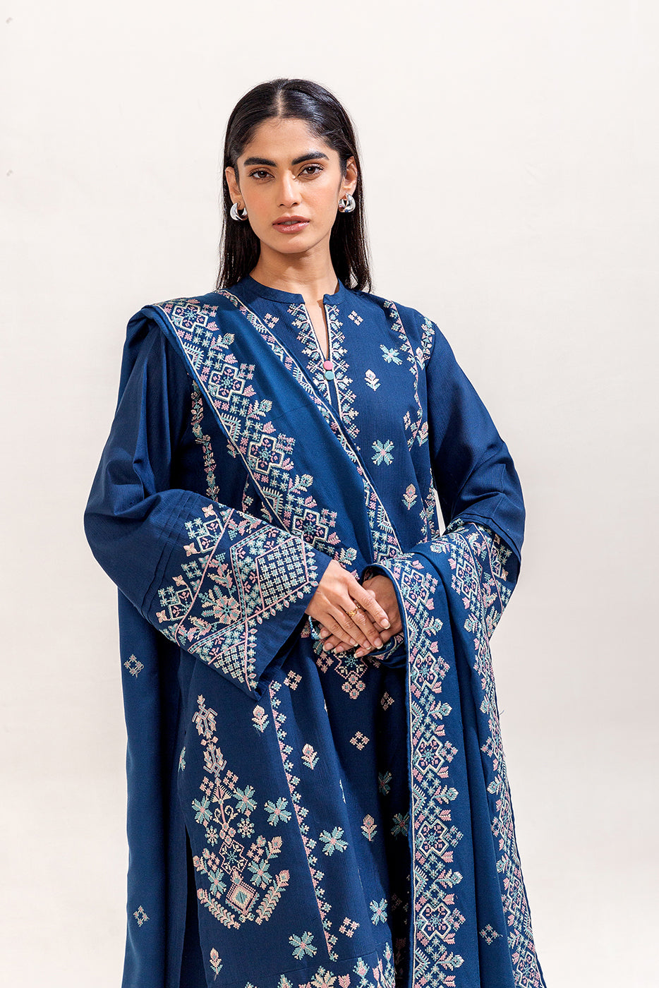 3 PIECE EMBROIDERED KHADDAR SUIT-AEGEAN GRID (UNSTITCHED)