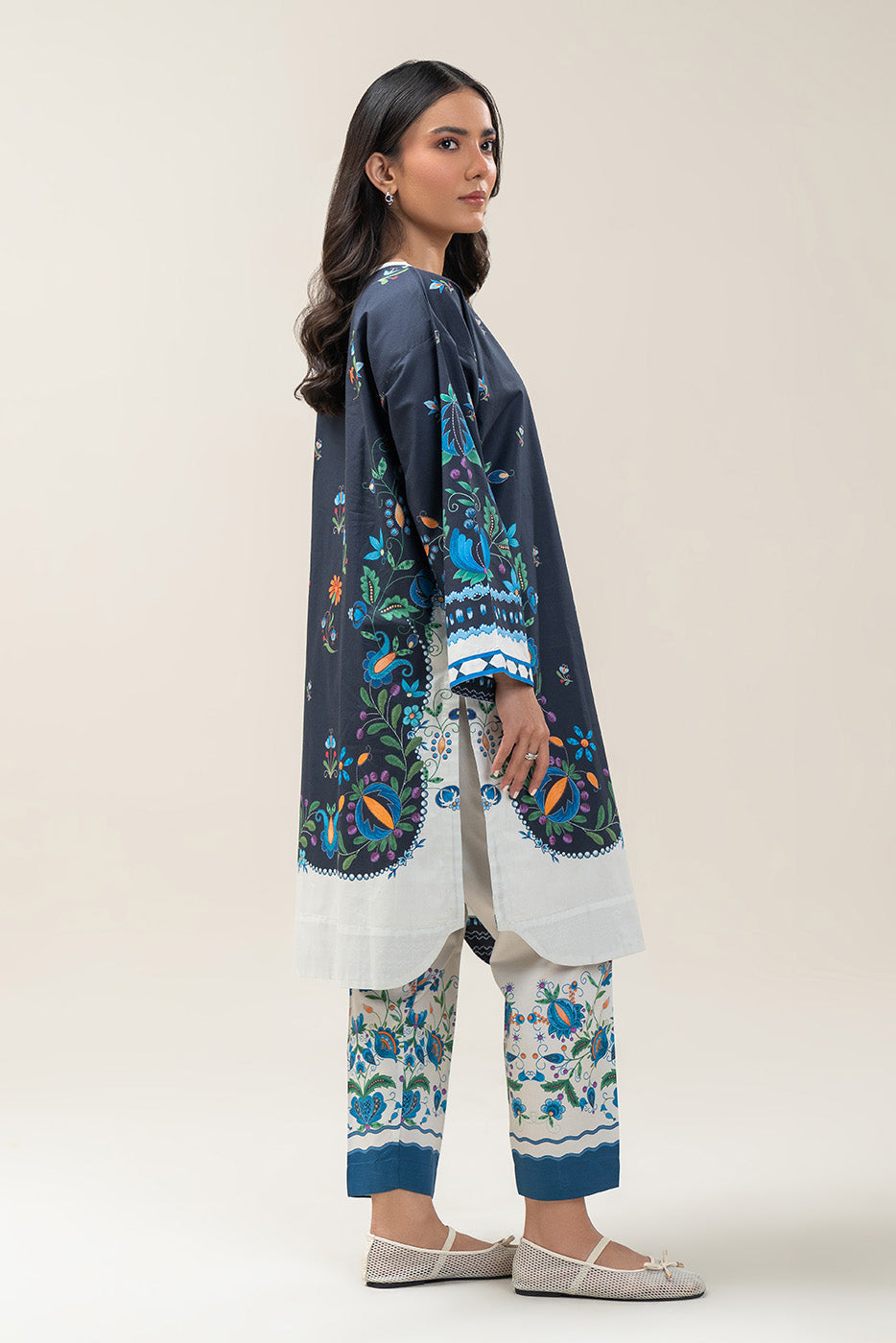 2 PIECE PRINTED COTTON VISCOSE SUIT (PRET)