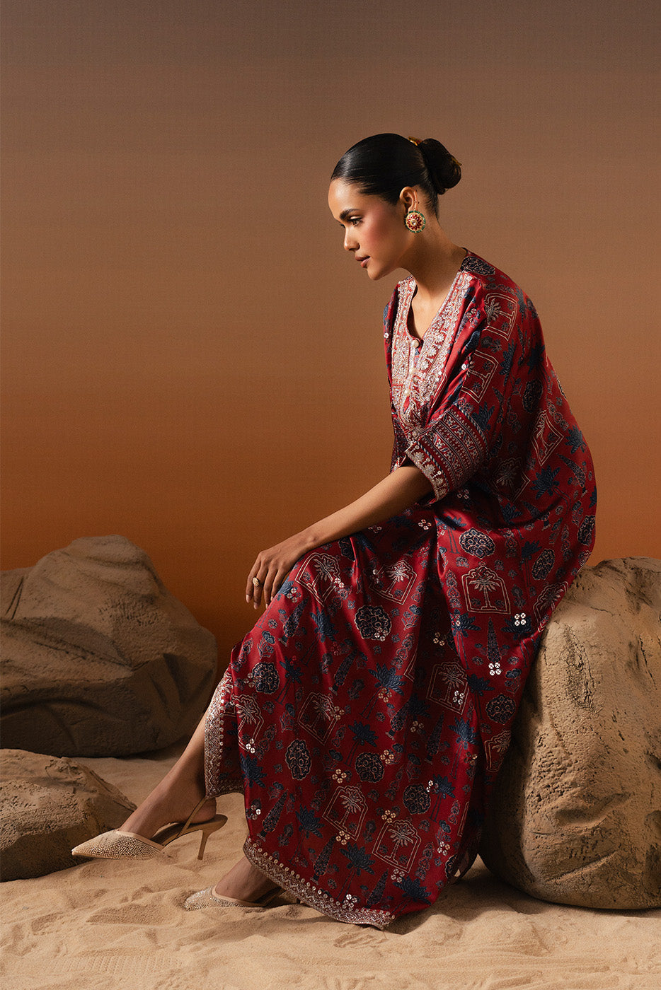 EMBROIDERED SHAMOZE SILK SHIRT (LUXURY-PRET)