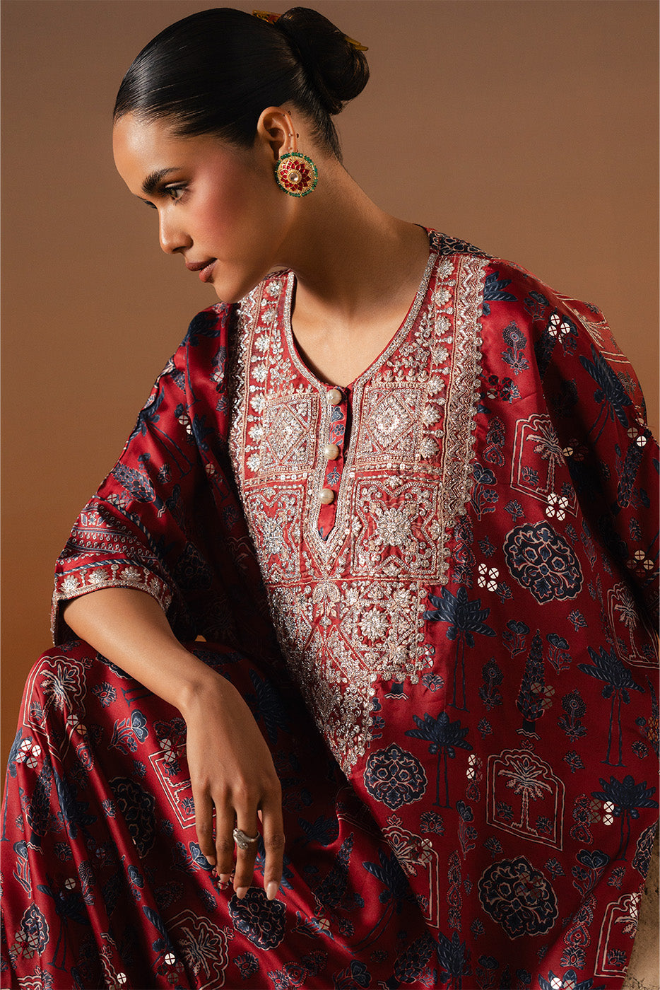 EMBROIDERED SHAMOZE SILK SHIRT (LUXURY-PRET)