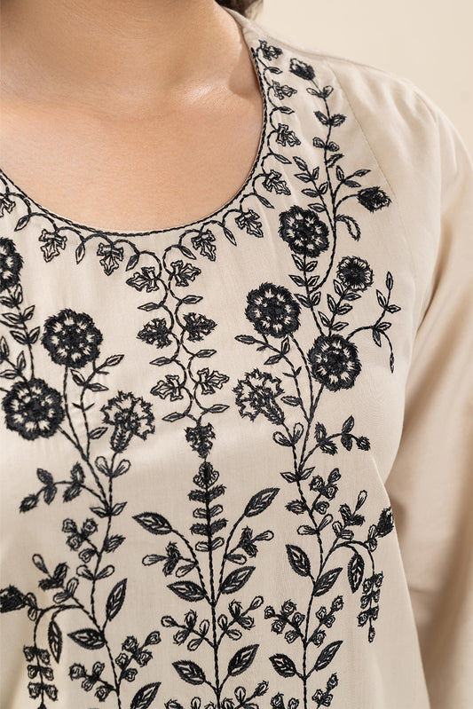 2 PIECE EMBROIDERED CAMBRIC SUIT (PRET)