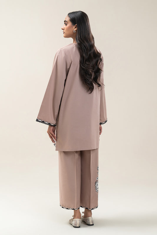 2 PIECE EMBROIDERED CAMBRIC SUIT (PRET)