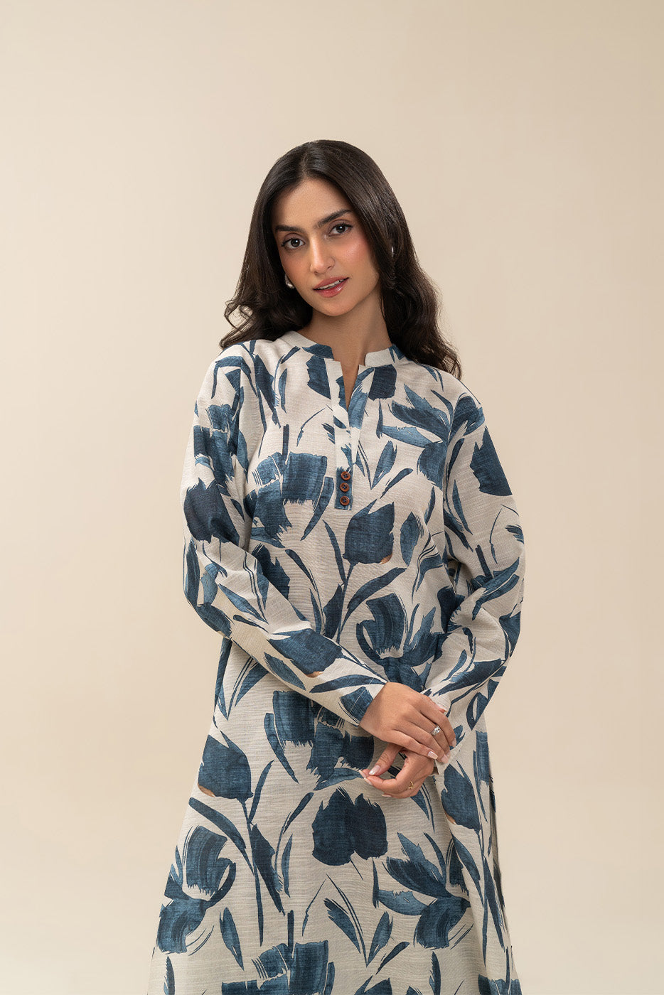 2 PIECE PRINTED KHADDAR SUIT (PRET)