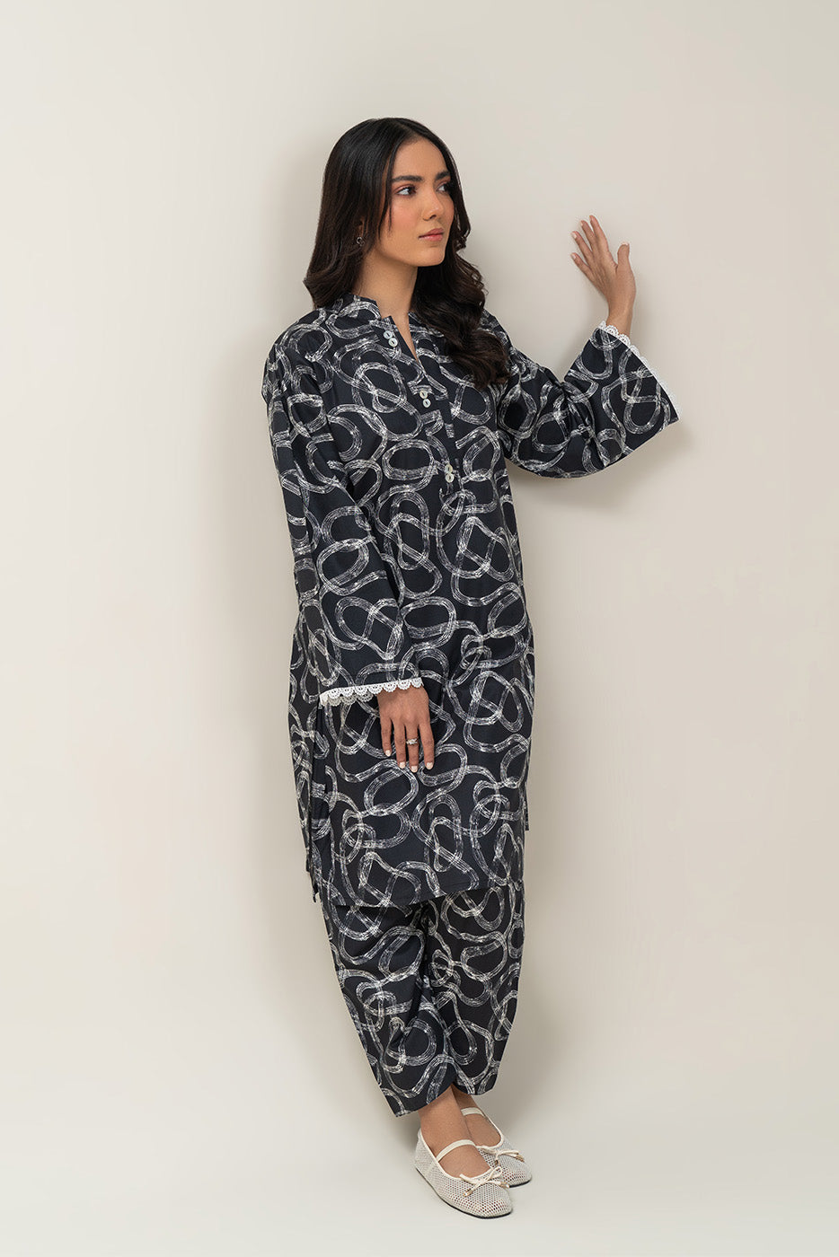 2 PIECE PRINTED COTTON VISCOSE SUIT (PRET)