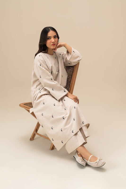 2 PIECE EMBROIDERED COTTON LINEN SUIT (PRET)