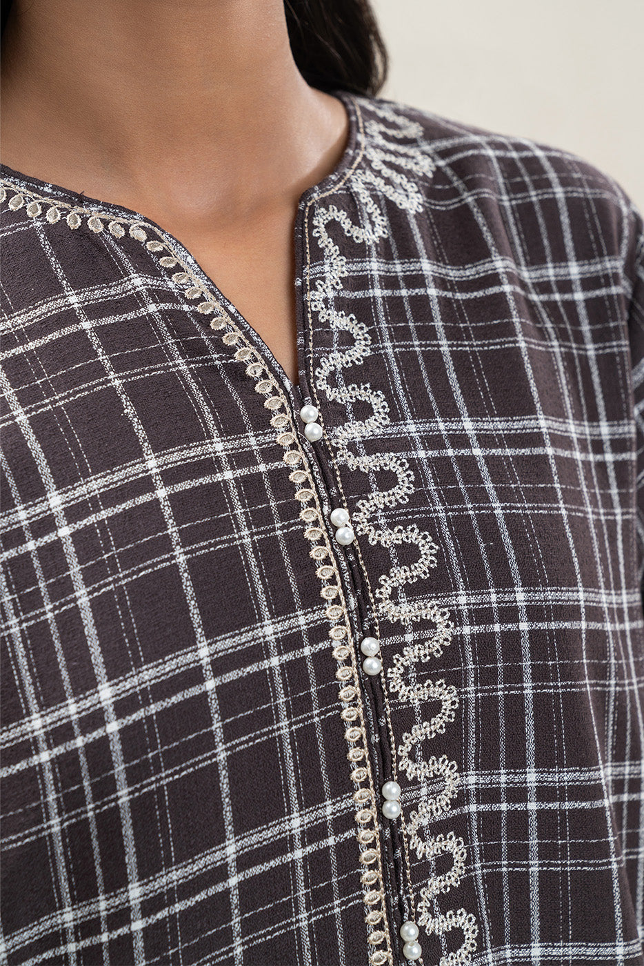 EMBROIDERED DOBBY SHIRT (PRET)