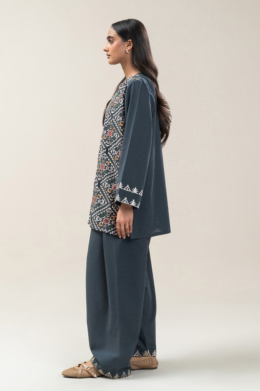 2 PIECE EMBROIDERED TWO WAY SLUB SUIT (PRET)