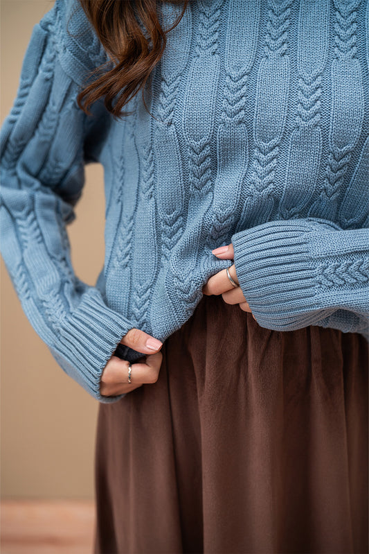 CROPPED CABLE KNIT PULLOVER