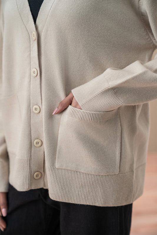 V-NECK LOOSE FIT CARDIGAN