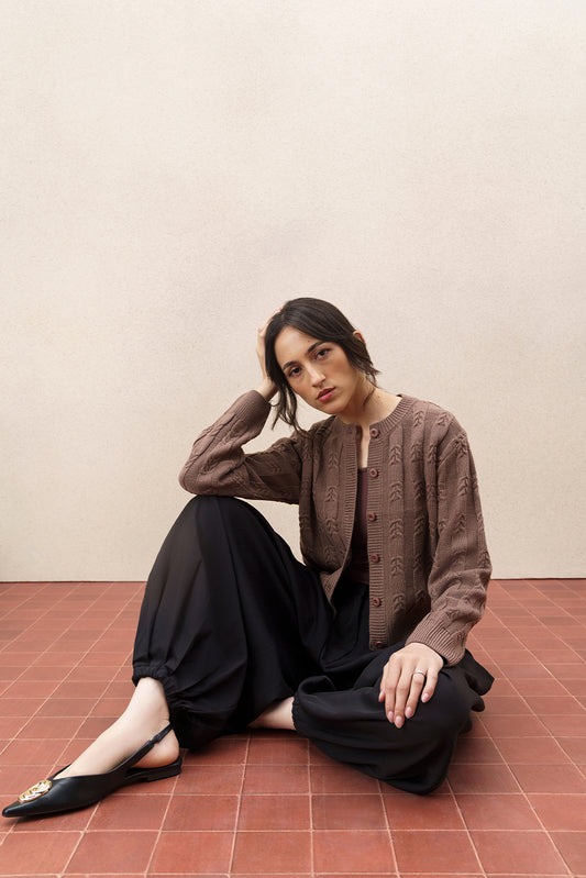 CROPPED TEXTURED KNIT BUTTTON UP CARDIGAN