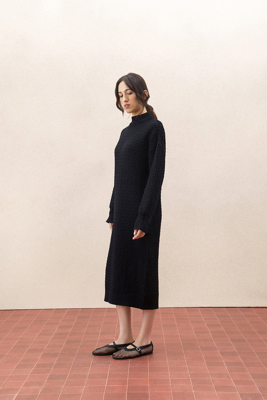 CABLE KNIT LONG SLEEVE SWEATER DRESS
