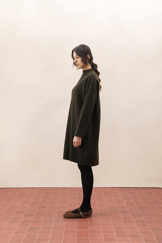 CREWNECK LONG SLEEVE KNIT DRESS