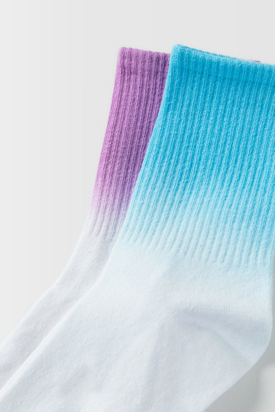 2-PACK GRADIENT SOCKS