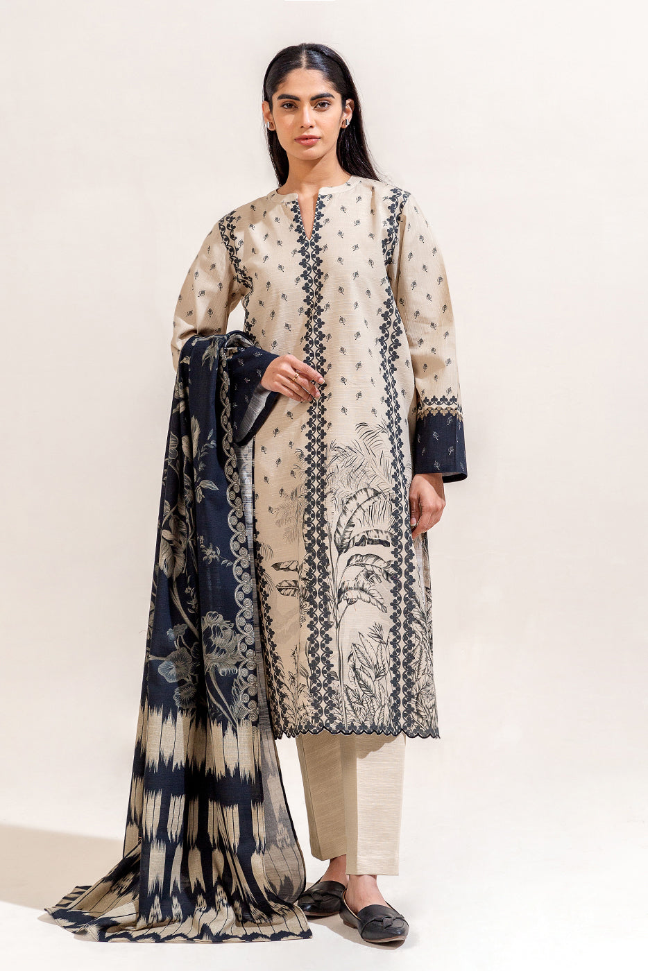 3 PIECE PRINTED KHADDAR SUIT-MYSTIC JUNGLE (UNSTITCHED)