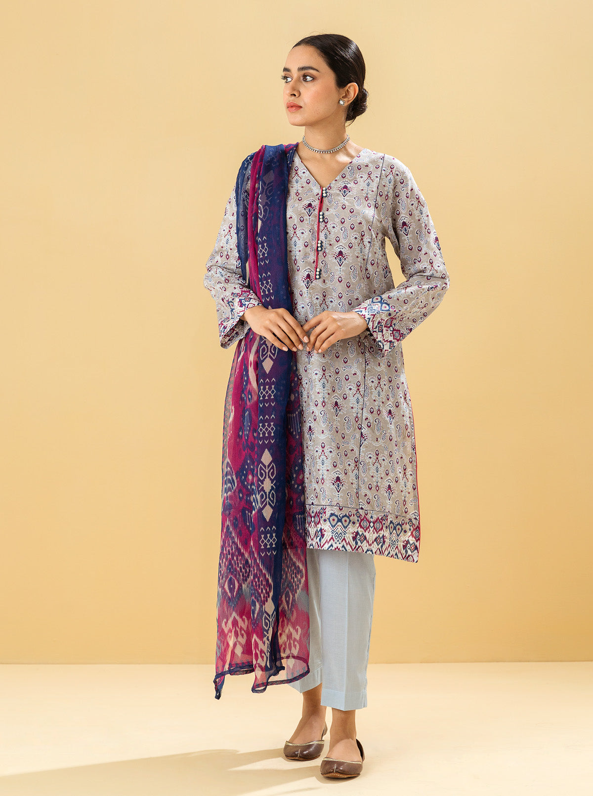 2 PIECE - PRINTED LAWN SUIT - PEARL GREY MORBAGH SU_22   