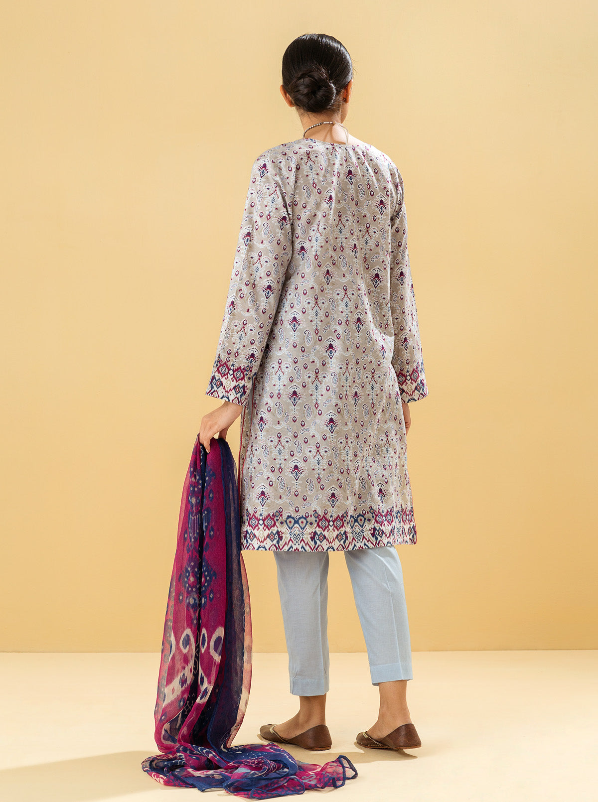 2 PIECE - PRINTED LAWN SUIT - PEARL GREY MORBAGH SU_22   