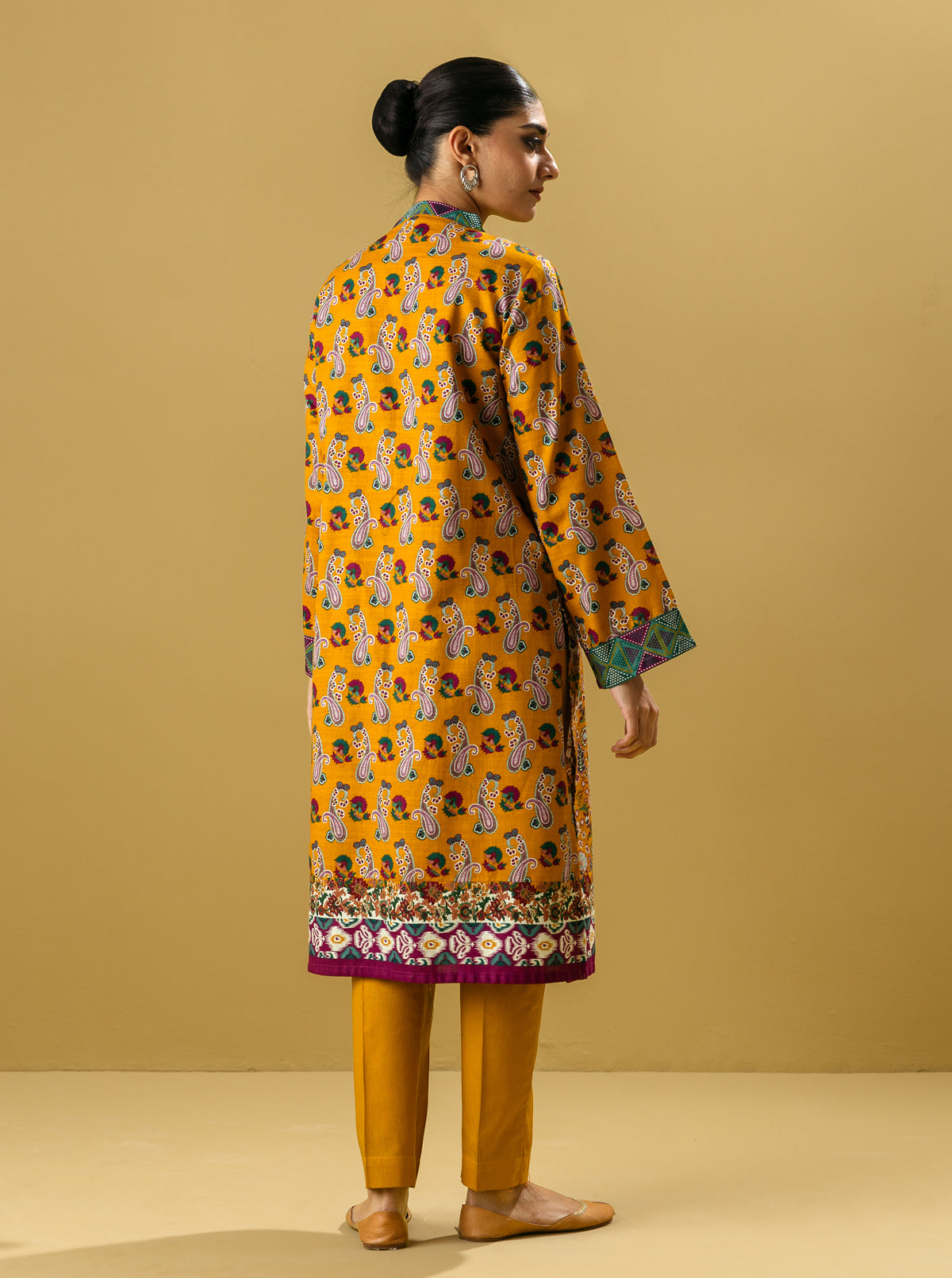 2 PIECE - PRINTED KHADDAR SUIT - EDGY GOLD MORBAGH WN_22   