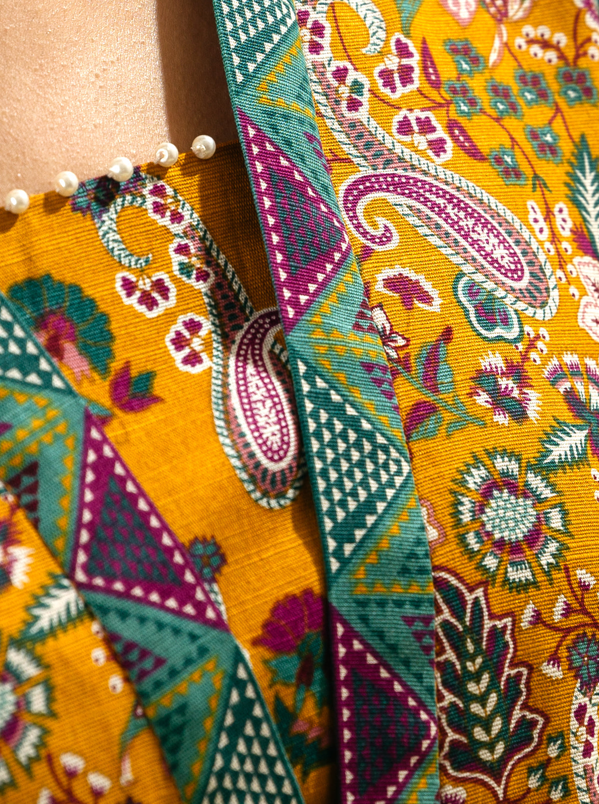 2 PIECE - PRINTED KHADDAR SUIT - EDGY GOLD MORBAGH WN_22   