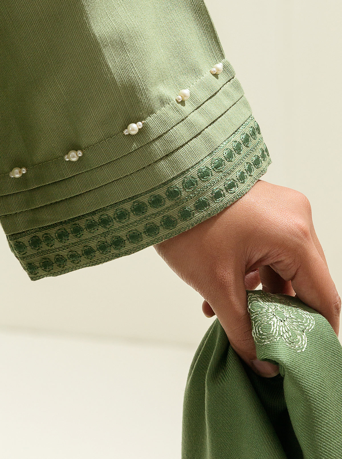 3 PIECE - EMBROIDERED  KHADDAR SUIT - GREEN EARTH MORBAGH WN_22   