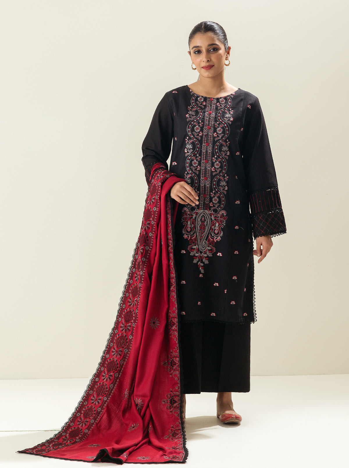 3 PIECE - EMBROIDERED  KHADDAR SUIT - GREY BLOCK MORBAGH WN_22   
