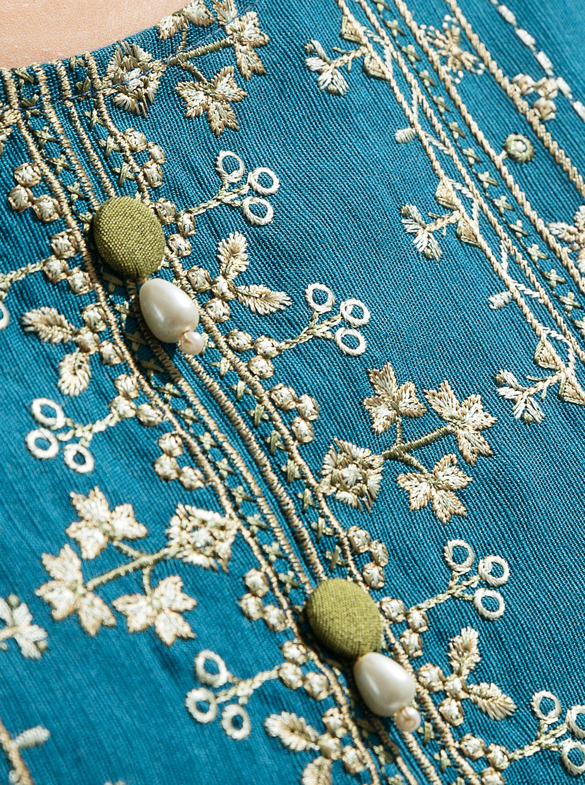 3 PIECE - EMBROIDERED KHADDAR SUIT WITH EMBROIDERED SHAWL - TEAL MANIA MORBAGH WN_22   