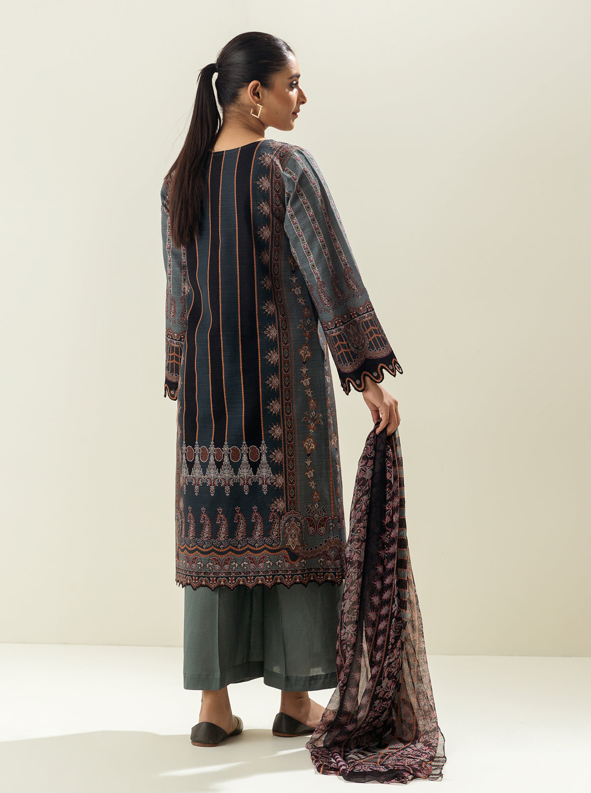 3 PIECE - PRINTED KHADDAR SUIT - ETHNIC PAISLEYS MORBAGH WN_22   
