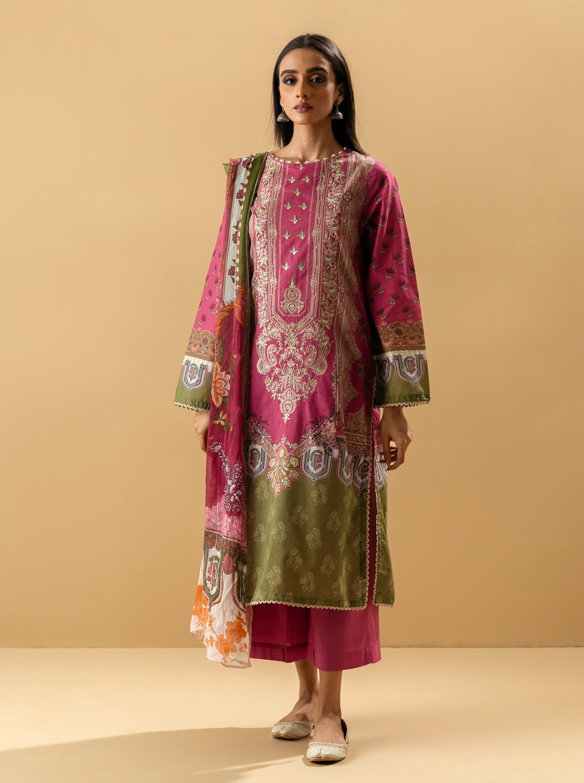 3 PIECE - EMBROIDERED LAWN SUIT - ETERNAL BLISS MORBAGH SU_22   