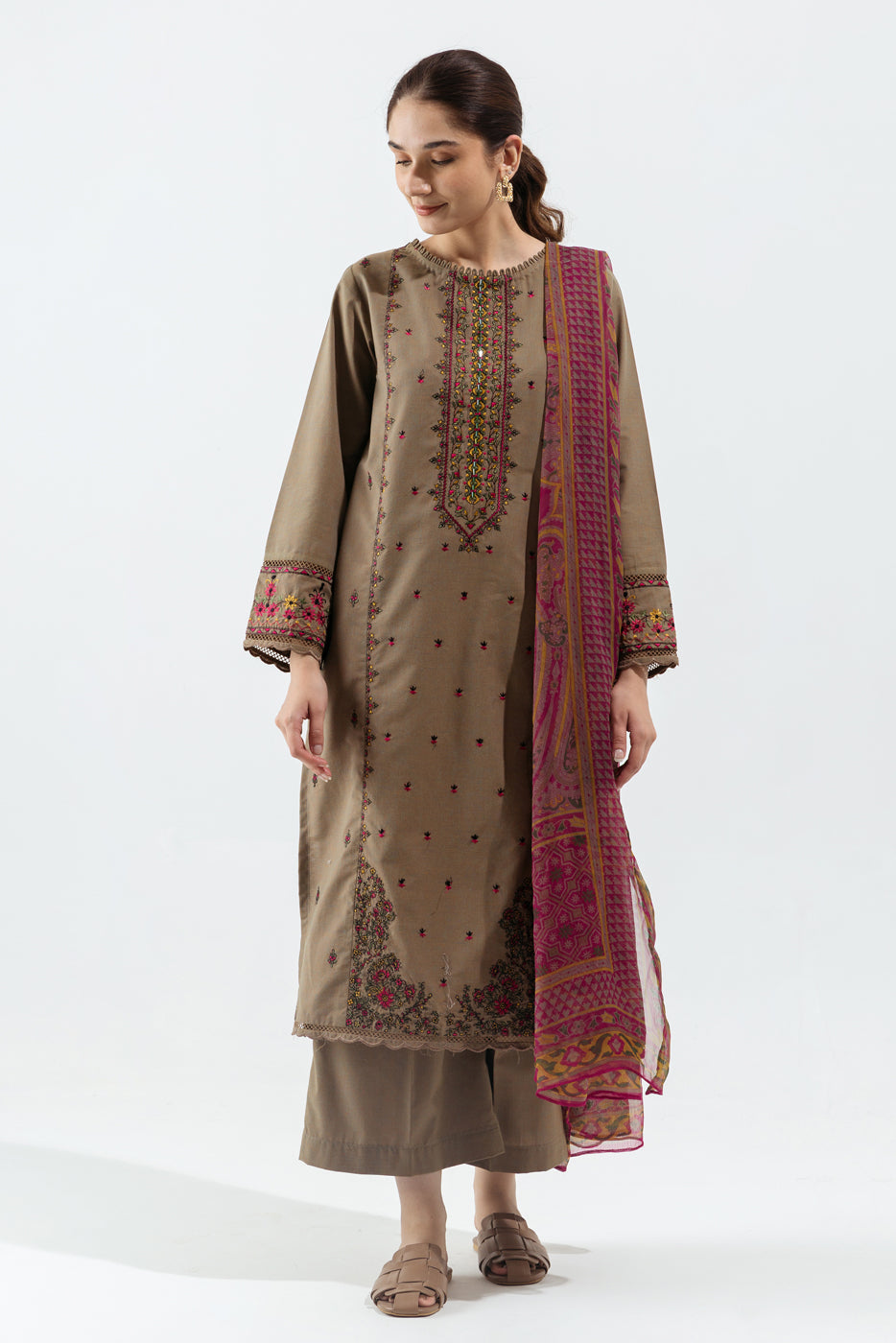 3 PIECE - EMBROIDERED KHADDAR SUIT - BEIGE PERAL