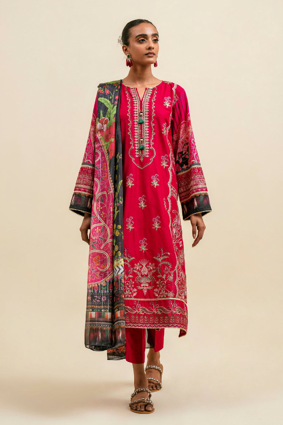 4 PIECE - EMBROIDERD LAWN SUIT - JAZZBERRY FLORA (UNSTITCHED) - BEECHTREE