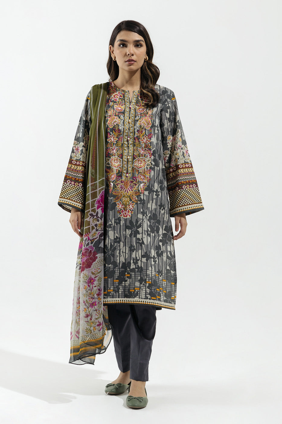 2 PIECE - EMBROIDERED KHADDAR SUIT - GRAPHITE BLISS (UNSTITCHED) - BEECHTREE