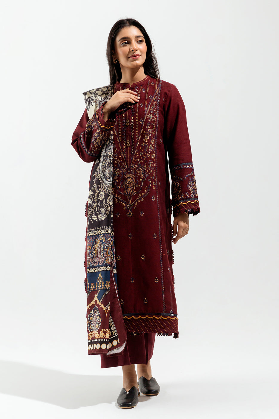 3 PIECE - EMBROIDERED KHADDAR SUIT - GARNET ADORN (UNSTITCHED)