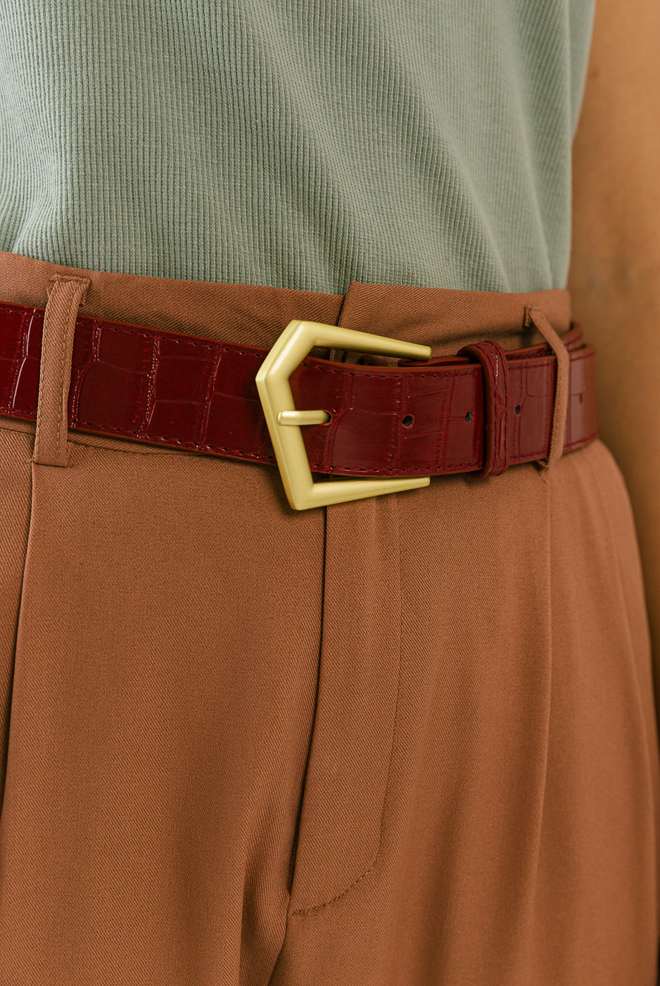 TEXTURED FAUX LEATHER BELT