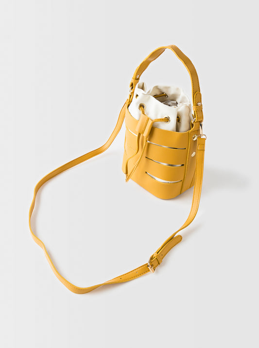 Bucket Bag.