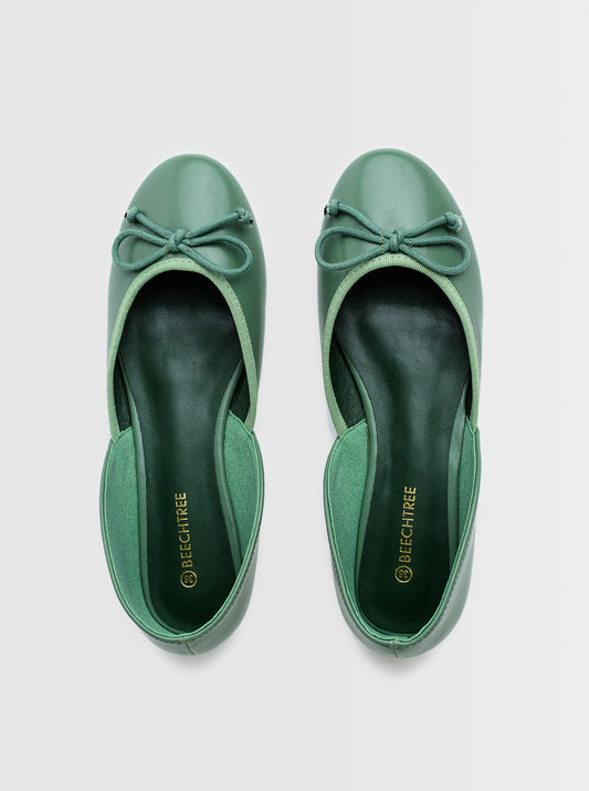 FOOTWEAR
