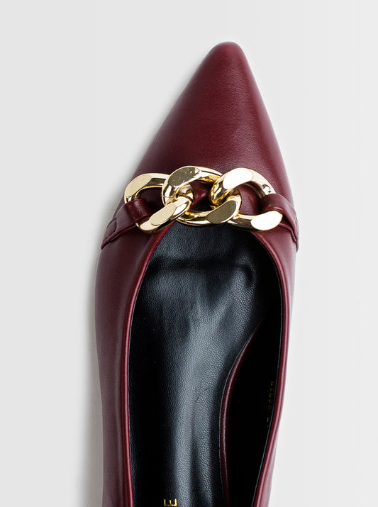 FOOTWEAR