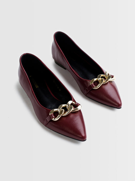 FOOTWEAR