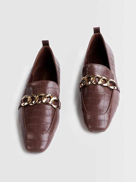 FOOTWEAR