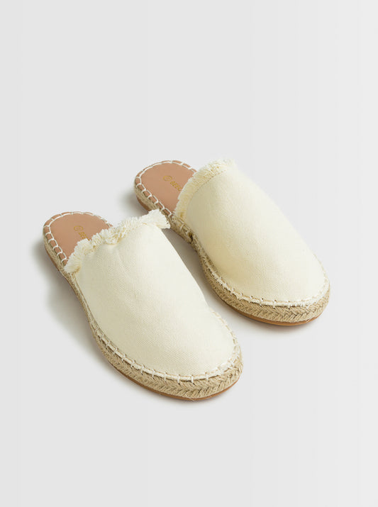 FOOTWEAR