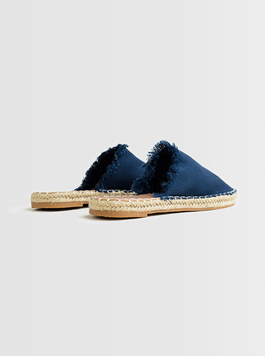 FOOTWEAR
