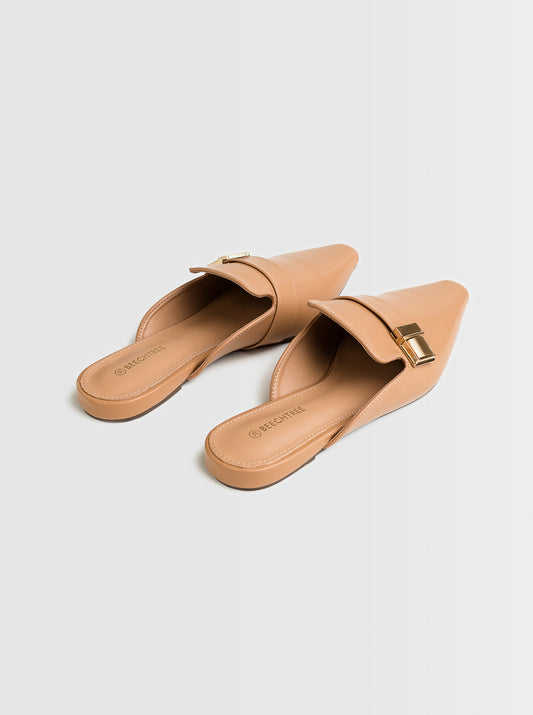 FOOTWEAR