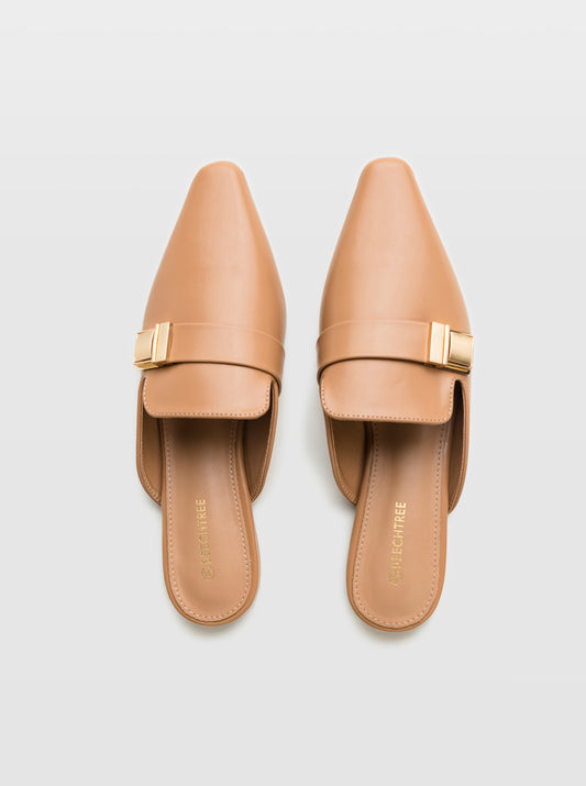 FOOTWEAR