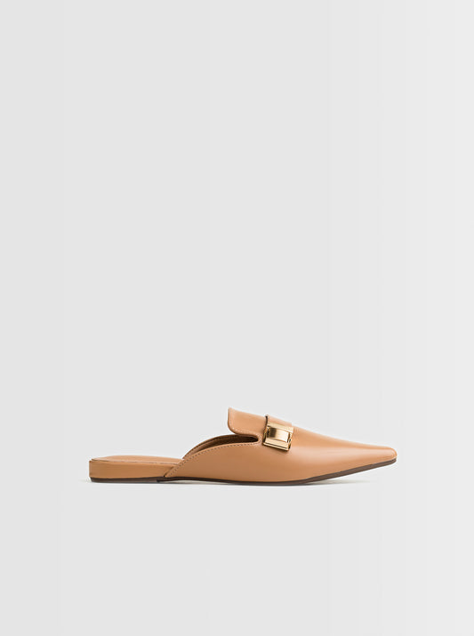 FOOTWEAR