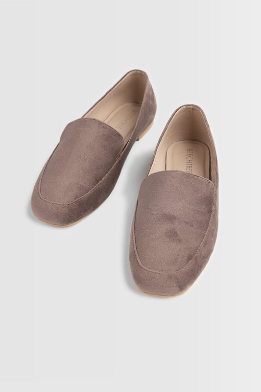 FOOTWEAR