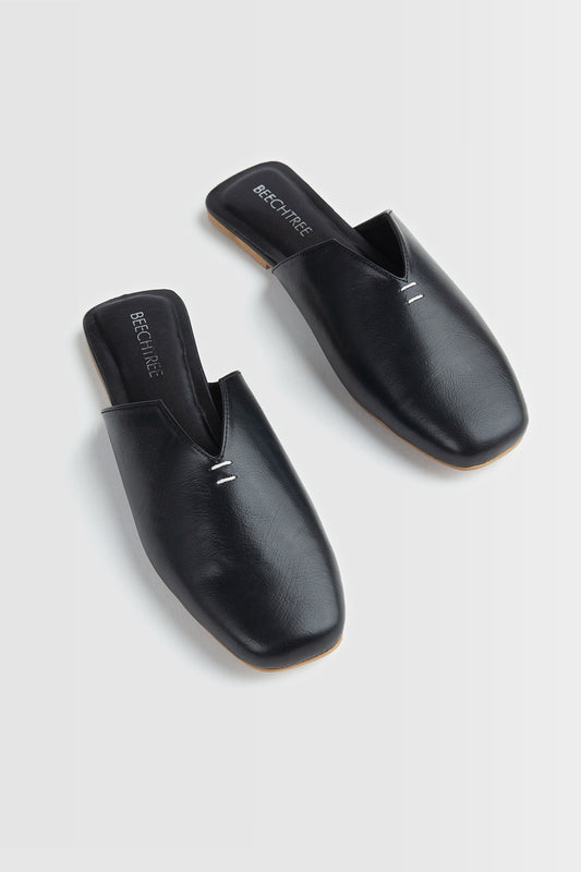 FOOTWEAR